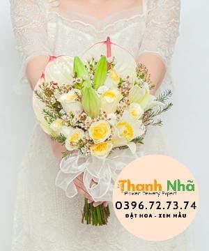 Hoa cầm tay – Love is color – 1328