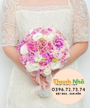 Hoa cầm tay – Lovely girl – 1310